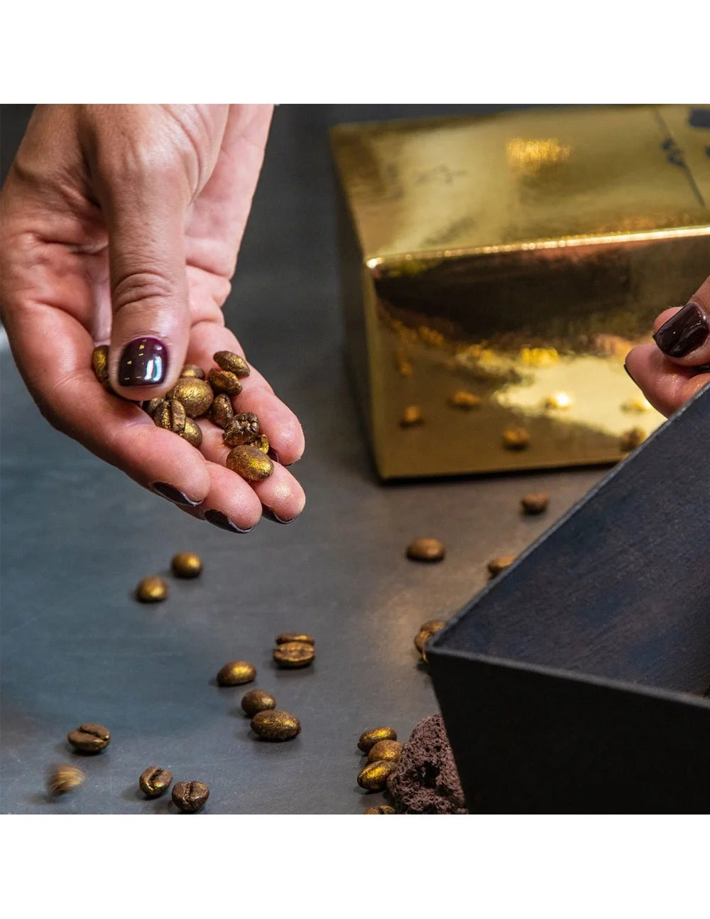 Special Golden Coffee 24K - Golden coffee beans